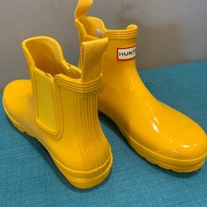 NEW Hunter Original Gloss Chelsea Boots Size 8